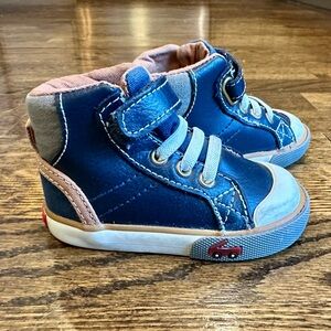 See Kai Run navy leather high tops | size 4